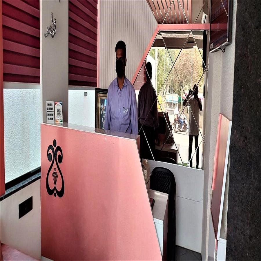 Hotel Rose Gold Ahmednagar Bagian luar foto
