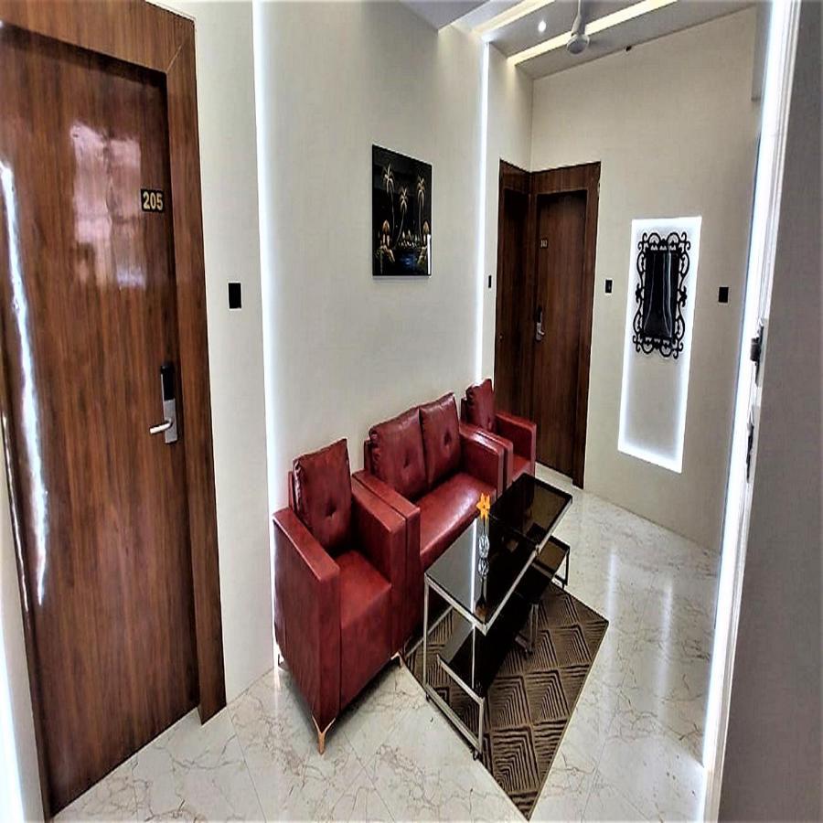 Hotel Rose Gold Ahmednagar Bagian luar foto