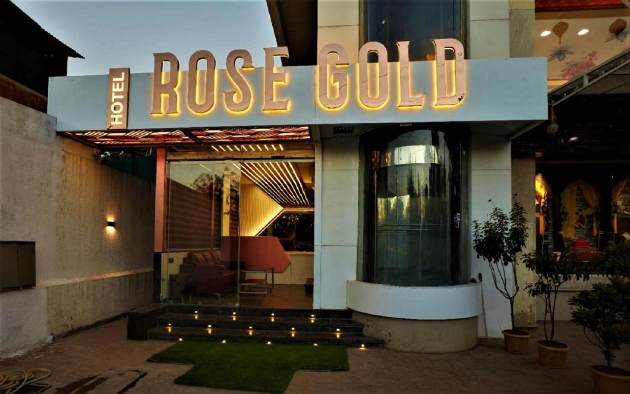 Hotel Rose Gold Ahmednagar Bagian luar foto